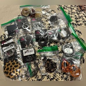 Lot of 15 Paparazzi Pairs of Earrings